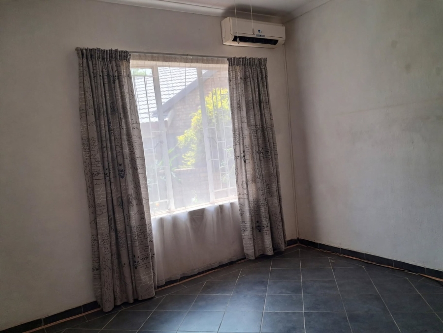 4 Bedroom Property for Sale in Waterval East North West